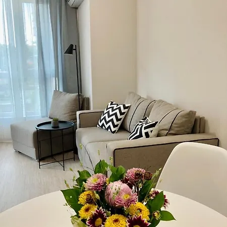 Pearl Apartment